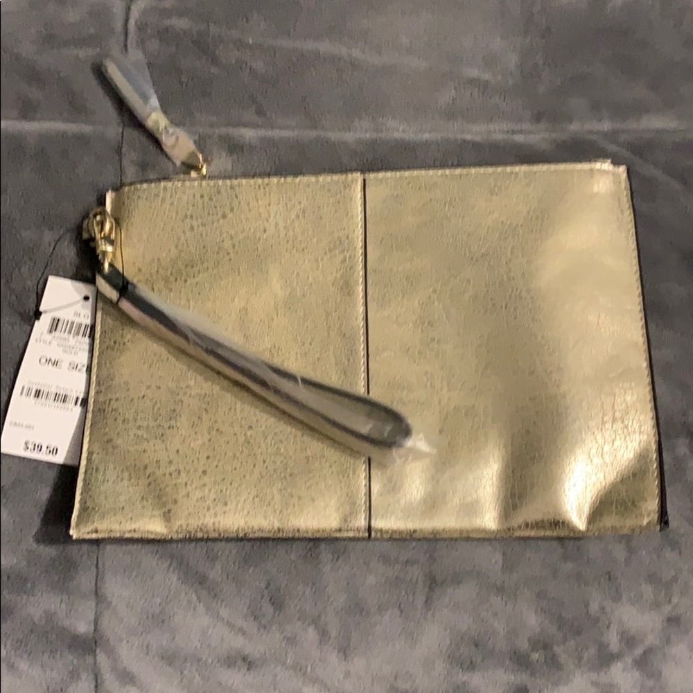 BRAND NEW GOLD WRISTLET